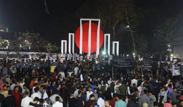 শ্রদ্ধায় ভাষাশহীদদের স্মরণ